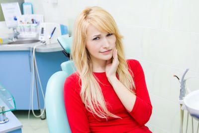 A woman in need of root canal treatment near Barossa Valley